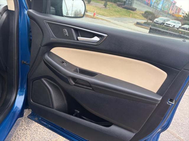 2020 Ford Edge SE