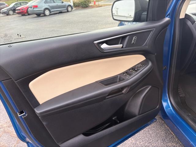 2020 Ford Edge SE