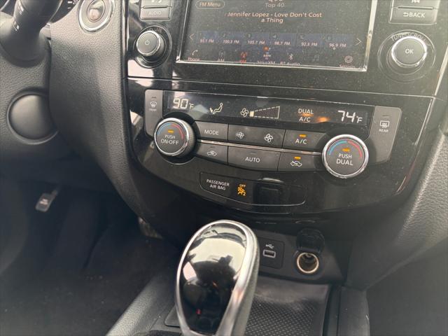 2020 Nissan Rogue SV FWD
