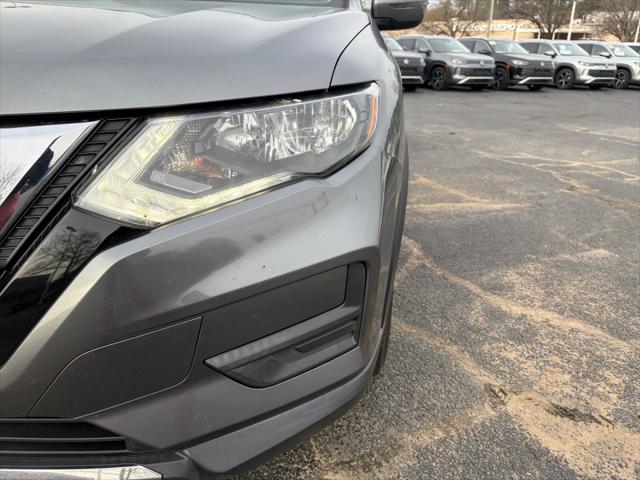 2020 Nissan Rogue SV FWD