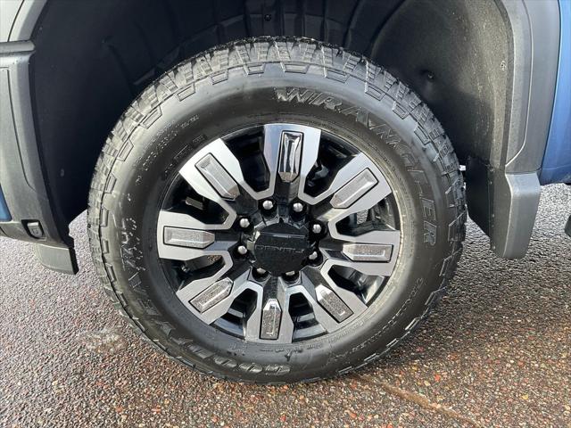 2026 GMC Sierra 3500HD Crew Cab, Long Bed, Denali, 4WD