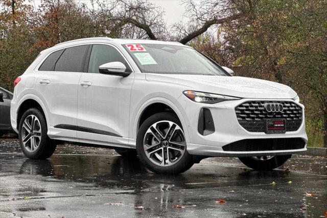 2025 Audi Q5 Premium TFSI quattro S tronic
