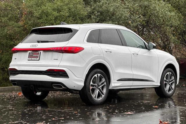 2025 Audi Q5 Premium TFSI quattro S tronic