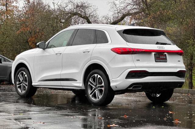 2025 Audi Q5 Premium TFSI quattro S tronic