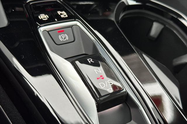 2025 Audi Q5 Premium TFSI quattro S tronic