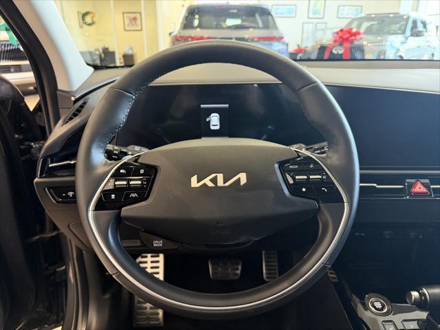 2023 Kia Niro SX Touring