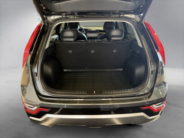 2023 Kia Niro SX Touring