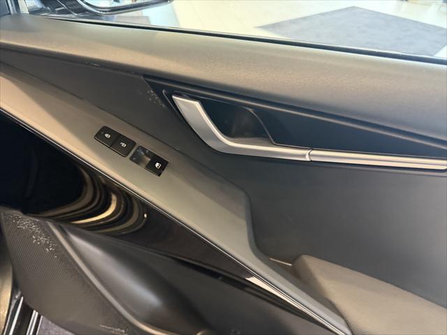 2023 Kia Niro SX Touring