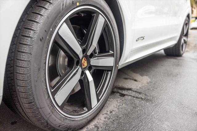 2026 Porsche Cayenne GTS