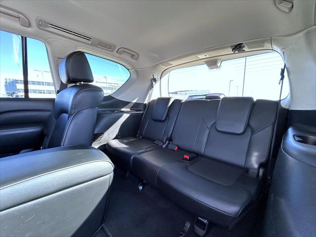 2021 INFINITI QX80 LUXE AWD