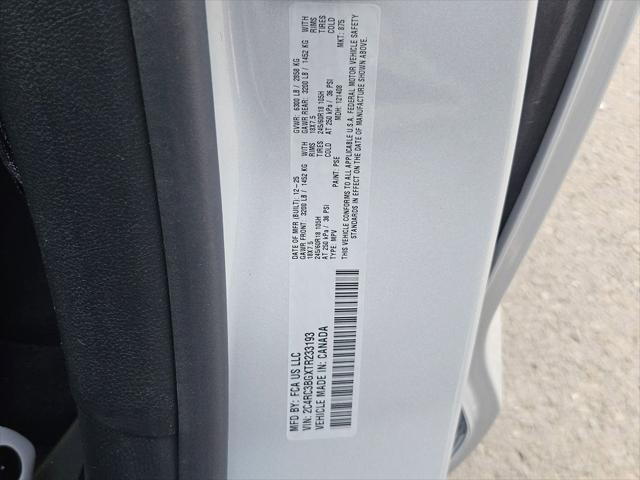 2026 Chrysler Pacifica Select AWD