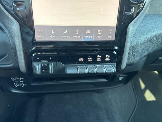 2026 Ram 3500 Tradesman Crew Cab 4x4 8' Box