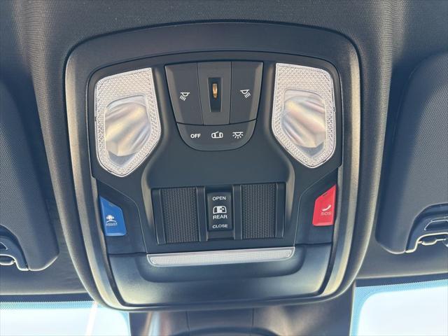 2026 Ram 3500 Tradesman Crew Cab 4x4 8' Box