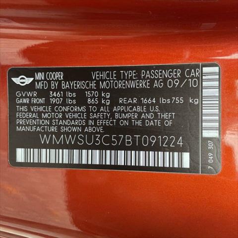 2011 MINI Cooper Base 2dr Hatchback