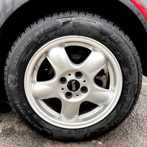 2011 MINI Cooper Base 2dr Hatchback