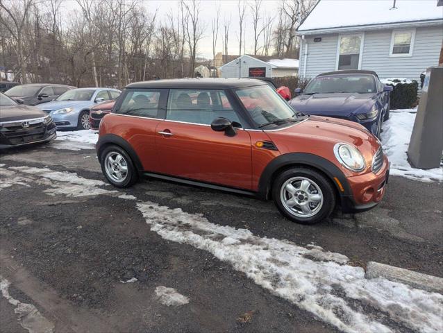 2011 MINI Cooper Base 2dr Hatchback