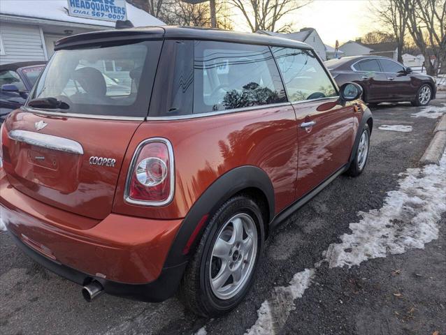 2011 MINI Cooper Base 2dr Hatchback