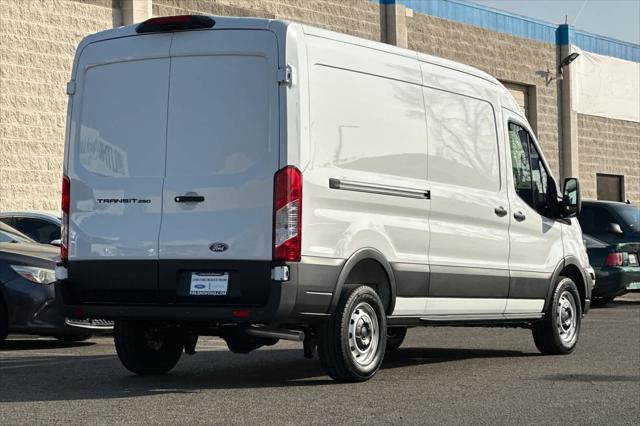 2026 Ford Transit Cargo Van T-250 148 Med Rf 9150 GVWR RWD