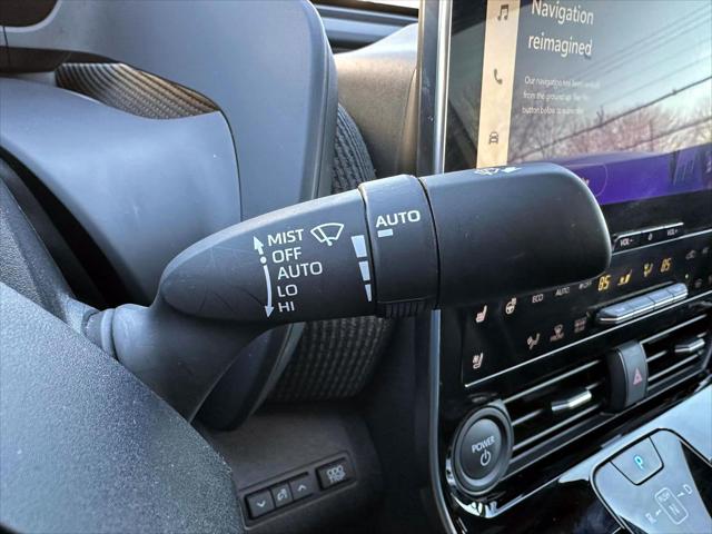 2023 Toyota bZ4X Limited [30]