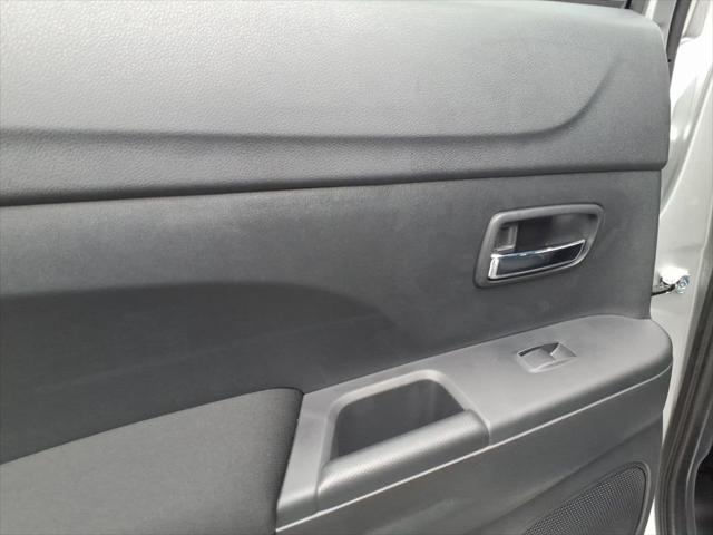 2026 Mitsubishi Outlander Sport 2.0 LE