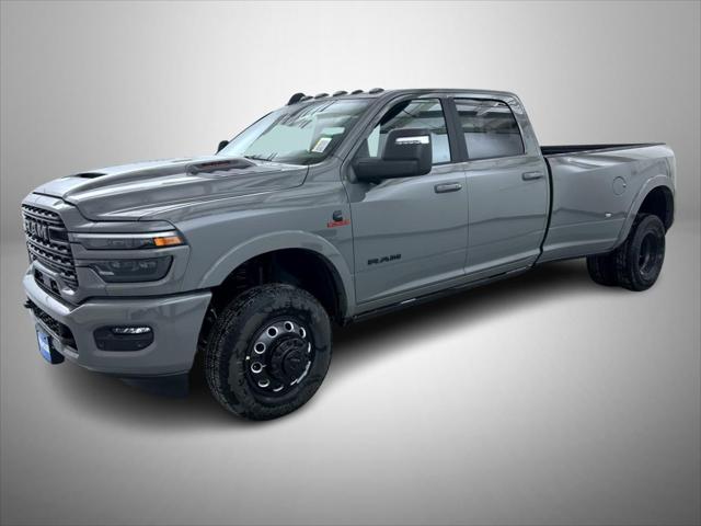 2026 RAM Ram 3500 RAM 3500 LIMITED CREW CAB 4X4 8 BOX