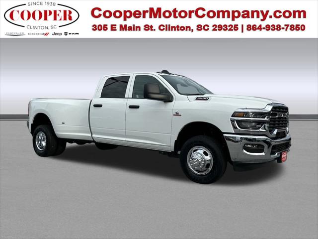 2026 RAM Ram 3500 RAM 3500 TRADESMAN CREW CAB 4X4 8 BOX