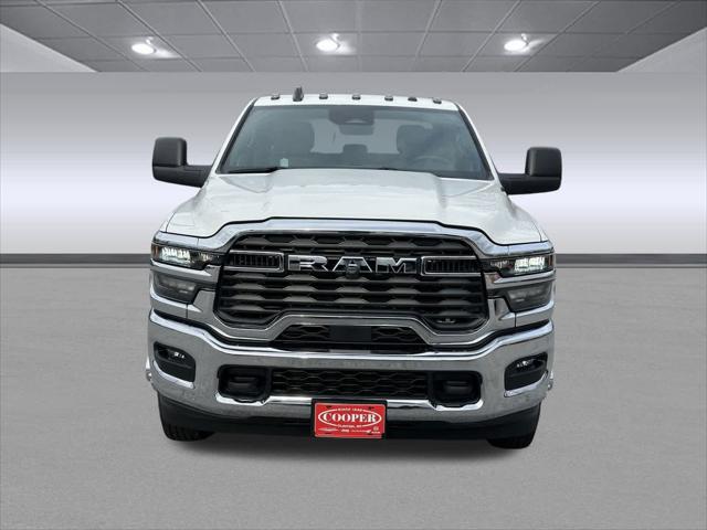 2026 RAM Ram 3500 RAM 3500 TRADESMAN CREW CAB 4X4 8 BOX