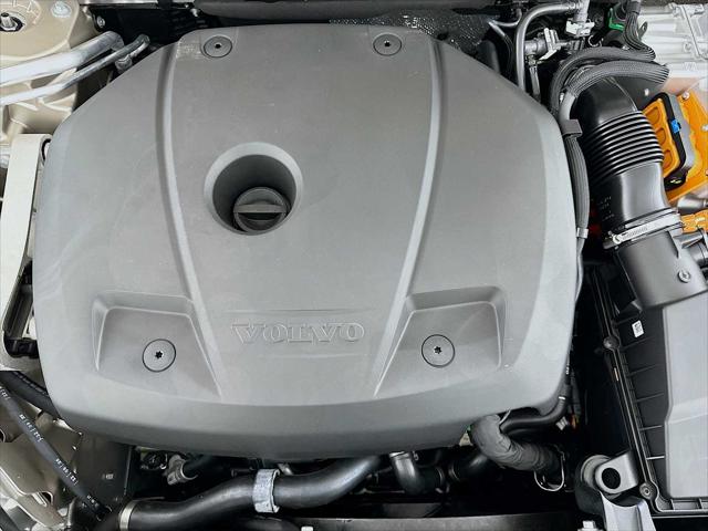 2026 Volvo XC60 Plug-In Hybrid Ultra, T8 AWD Electric/Gasoline, Dark