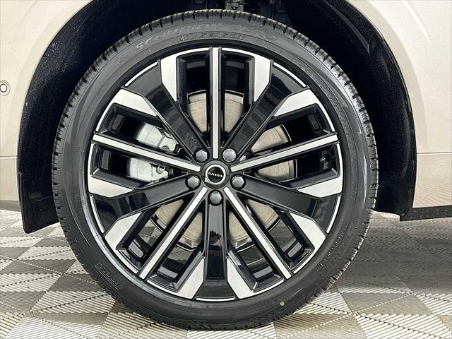 2026 Volvo XC60 Plug-In Hybrid Ultra, T8 AWD Electric/Gasoline, Dark