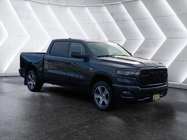 2026 Ram 1500 Express Crew Cab 4x4 5'7" Box