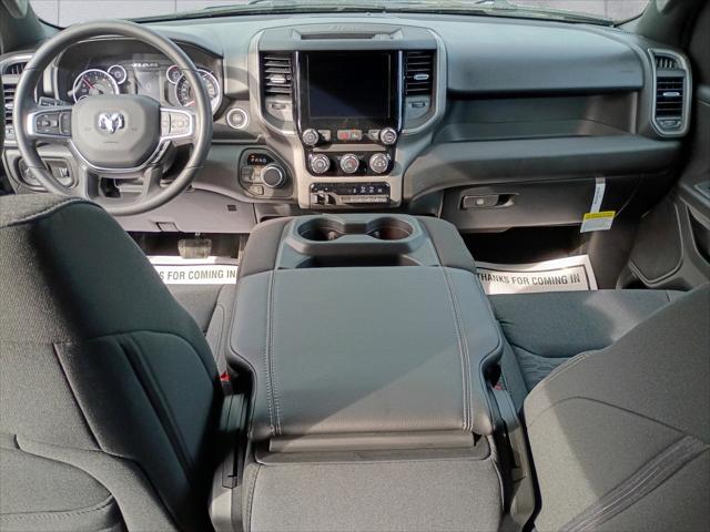 2026 Ram 1500 Express Crew Cab 4x4 5'7" Box