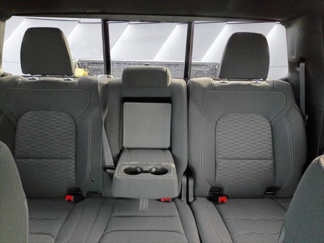 2026 Ram 1500 Express Crew Cab 4x4 5'7" Box