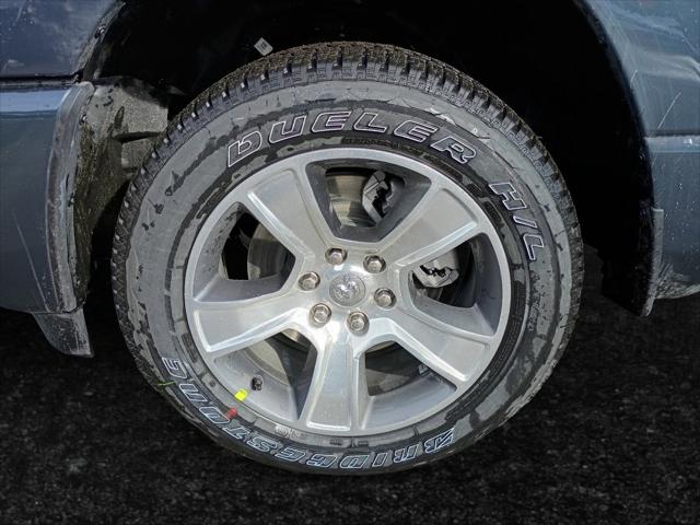 2026 Ram 1500 Express Crew Cab 4x4 5'7" Box