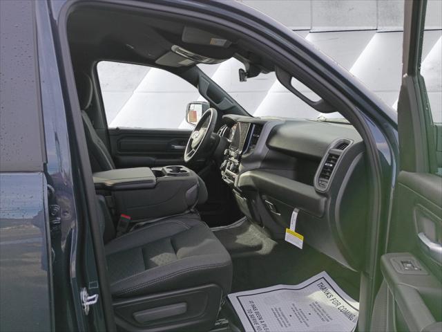 2026 Ram 1500 Express Crew Cab 4x4 5'7" Box