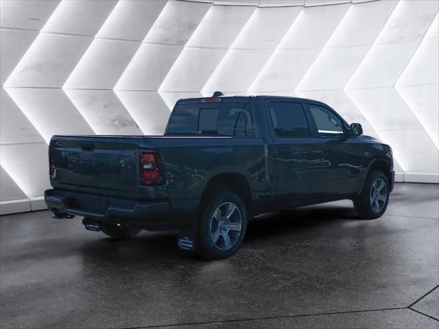 2026 Ram 1500 Express Crew Cab 4x4 5'7" Box