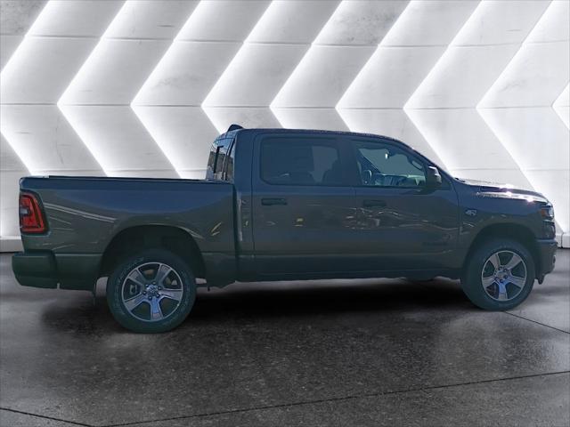 2026 Ram 1500 Express Crew Cab 4x4 5'7" Box