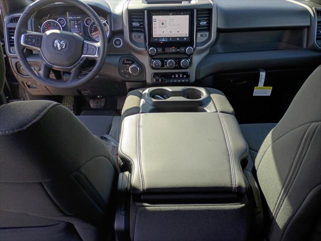 2026 Ram 1500 Express Crew Cab 4x4 5'7" Box