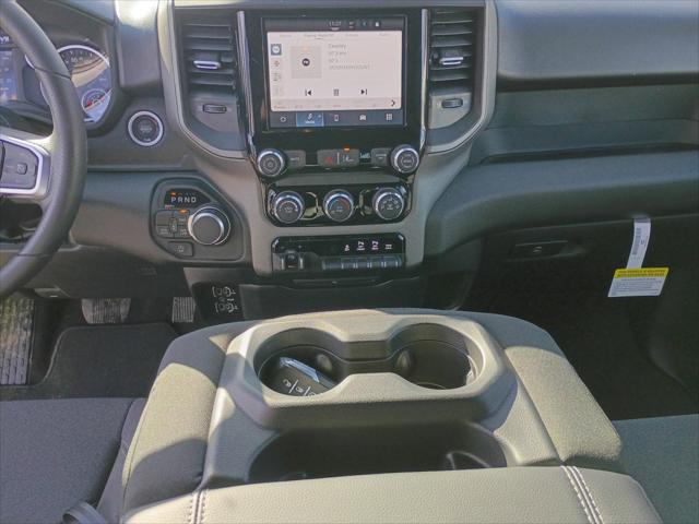 2026 Ram 1500 Express Crew Cab 4x4 5'7" Box