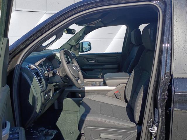 2026 Ram 1500 Express Crew Cab 4x4 5'7" Box