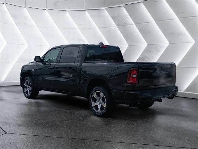 2026 Ram 1500 Express Crew Cab 4x4 5'7" Box