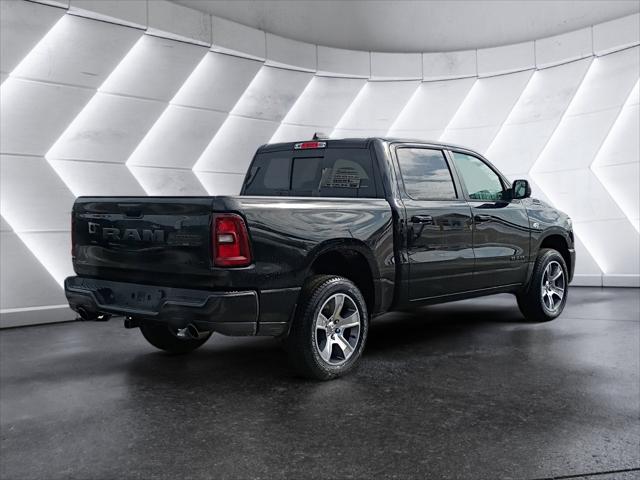 2026 Ram 1500 Express Crew Cab 4x4 5'7" Box