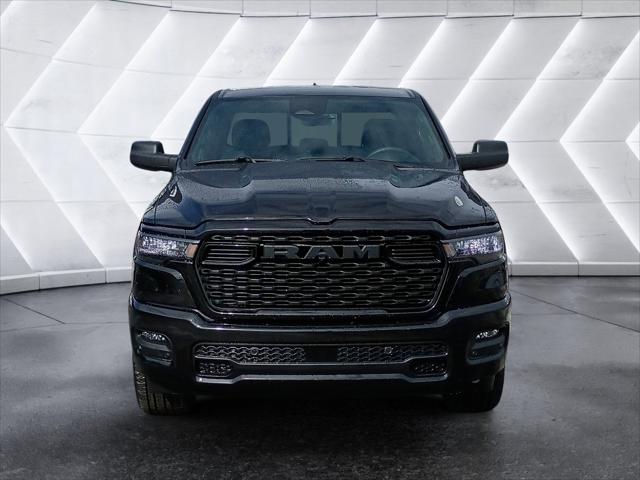 2026 Ram 1500 Express Crew Cab 4x4 5'7" Box