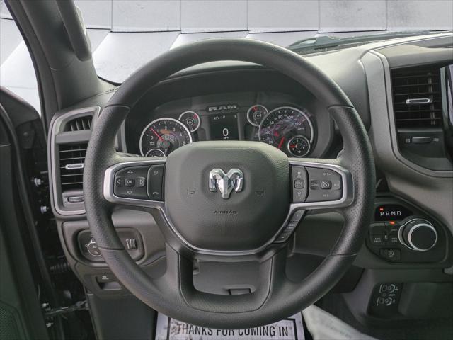 2026 Ram 1500 Express Crew Cab 4x4 5'7" Box