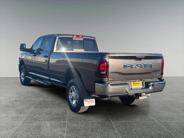 2026 RAM Ram 3500 RAM 3500 TRADESMAN CREW CAB 4X4 8 BOX