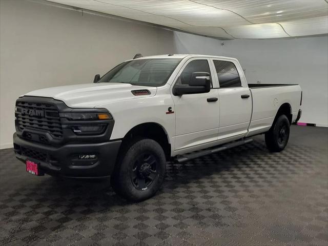 2026 RAM Ram 3500 RAM 3500 TRADESMAN CREW CAB 4X4 8 BOX
