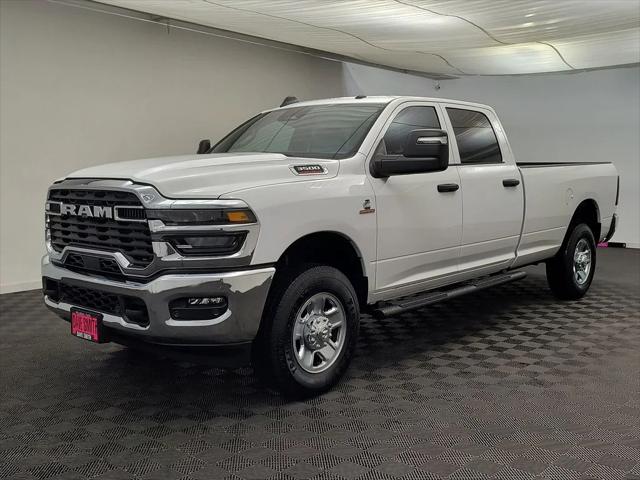 2026 RAM Ram 3500 RAM 3500 TRADESMAN CREW CAB 4X4 8 BOX