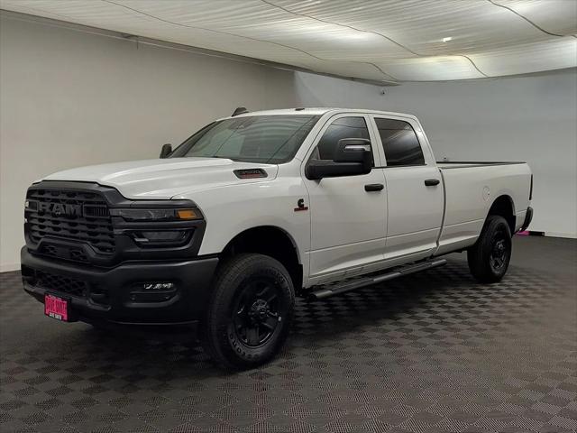 2026 RAM Ram 3500 RAM 3500 TRADESMAN CREW CAB 4X4 8 BOX