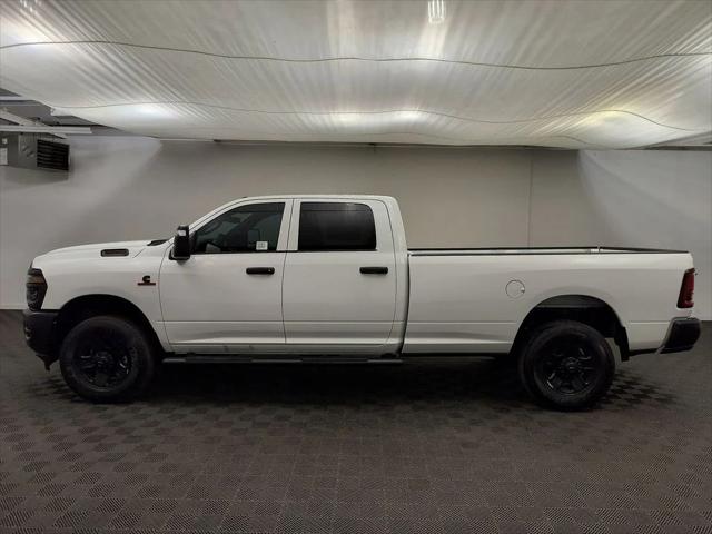 2026 RAM Ram 3500 RAM 3500 TRADESMAN CREW CAB 4X4 8 BOX