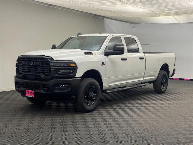 2026 RAM Ram 3500 RAM 3500 TRADESMAN CREW CAB 4X4 8 BOX