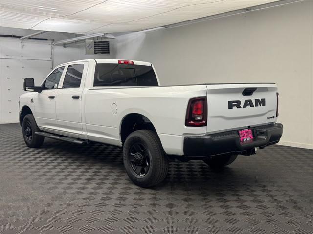 2026 RAM Ram 3500 RAM 3500 TRADESMAN CREW CAB 4X4 8 BOX